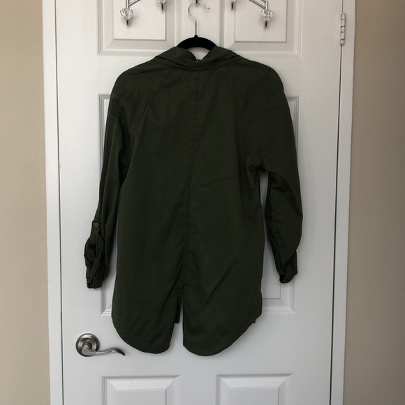 Green Jacket - Picture 2 of 6
